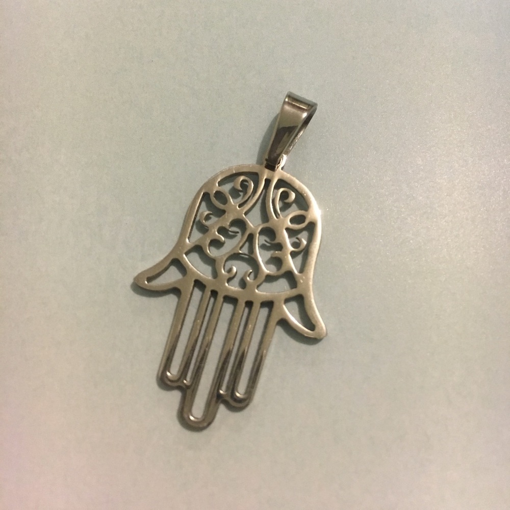 Sale‼️‼️ Stainless steel pendant